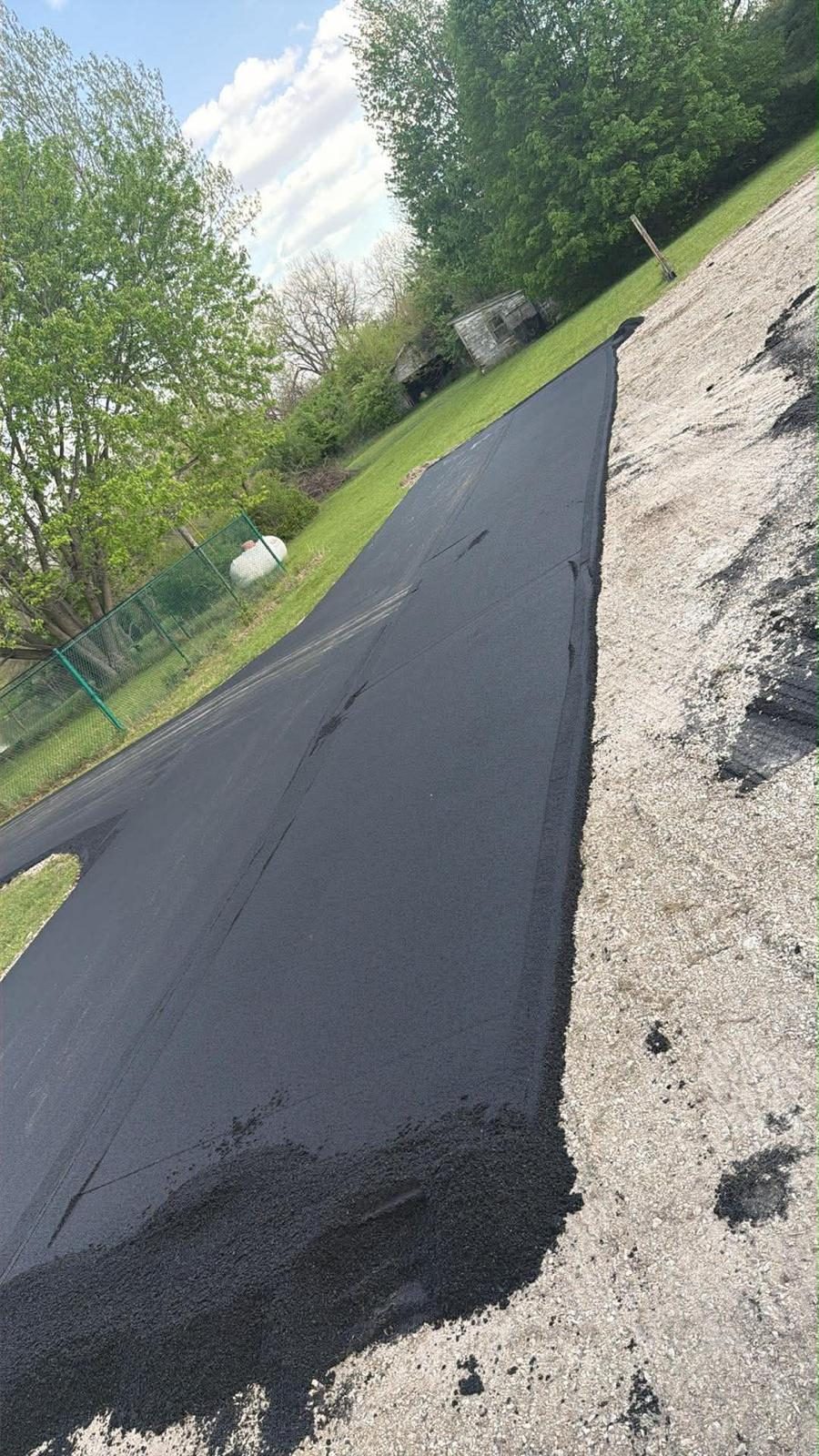 Residential driveway paving completed by Asphalt 365